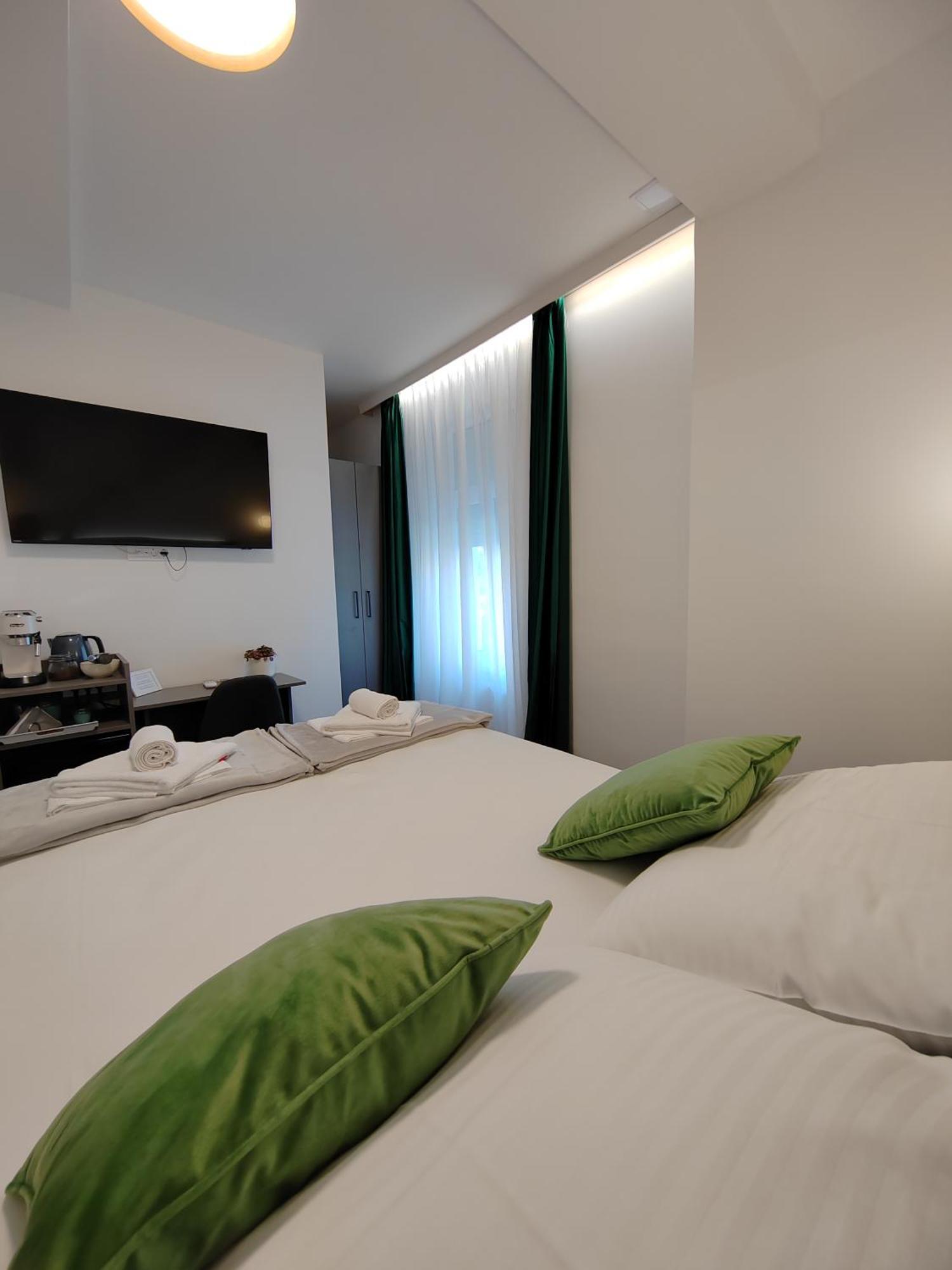 Rooms Lidija Zagreb Exterior photo