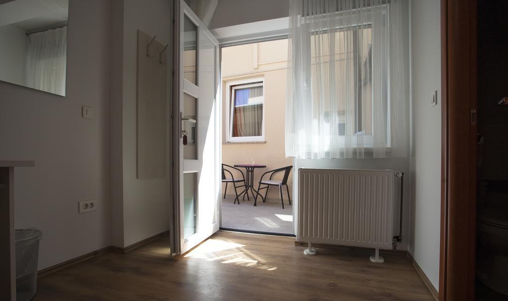 Rooms Lidija Zagreb Exterior photo